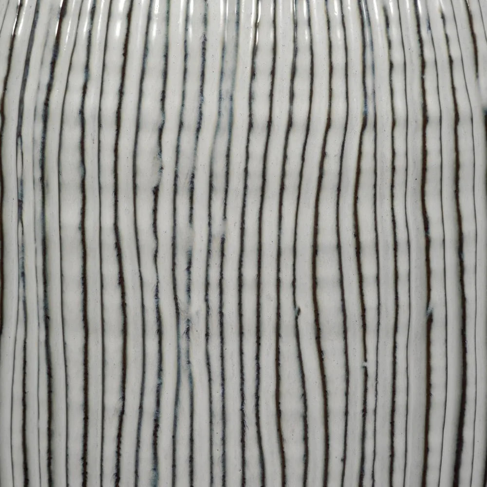 DAFIFY Decorative Ceramic Vase Modern Flower Vessel For Living Room