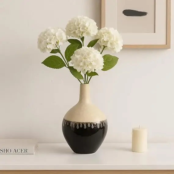 DAFIFY Modern Ceramic Vase For Living Room Decor