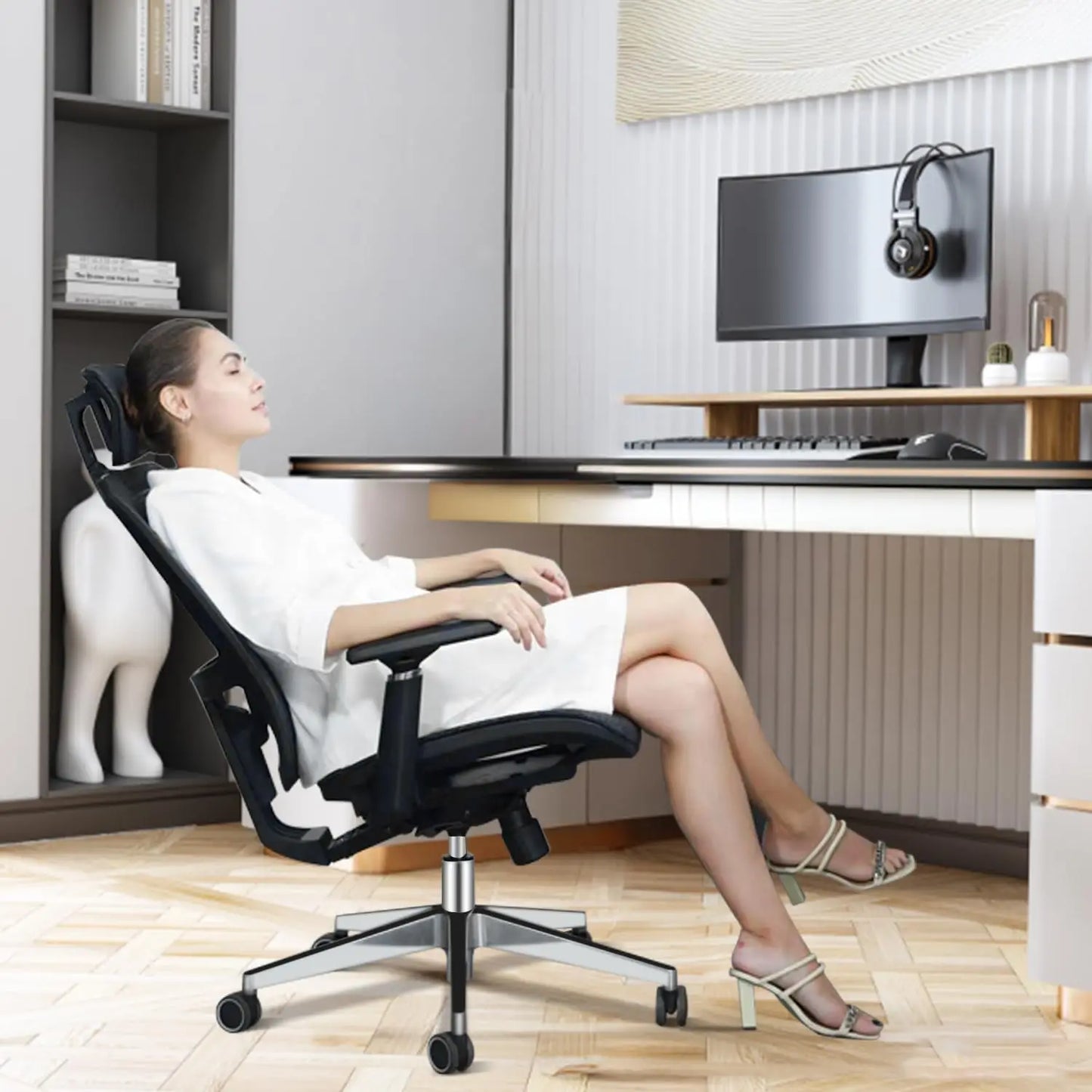 Ergonomics Premium Workstation Chair With Adjustable Lumbar Support And Rotatable